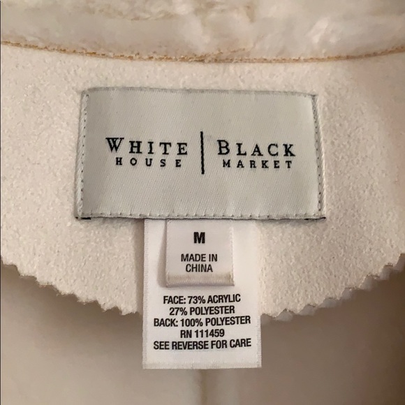 White House/Black Market - Picture 2 of 8